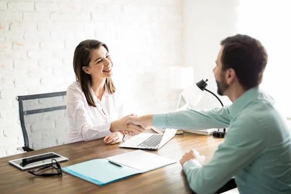 Florida Contract Lawyers: Your Partners in Contract Drafting and Negotiation